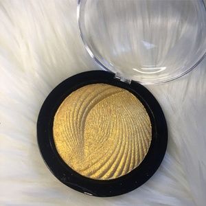 Bronzers-Golden Throne Bronzer